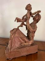 Bronskleurige beeld ‘moeder met kind’, Antiek en Kunst, Ophalen of Verzenden