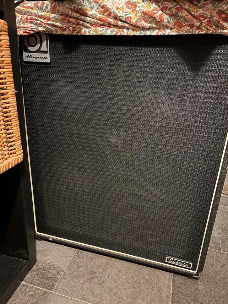 Ampeg HLF4x10, Muziek en Instrumenten, Versterkers | Bas en Gitaar, Nieuw, Basgitaar, 100 watt of meer, Ophalen