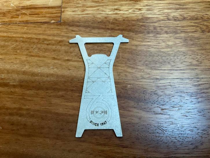 Flessenopener l RVS - Electriciteit Hoogspanningsmast, Huis en Inrichting, Keuken | Keukenbenodigdheden, Nieuw, Ophalen of Verzenden