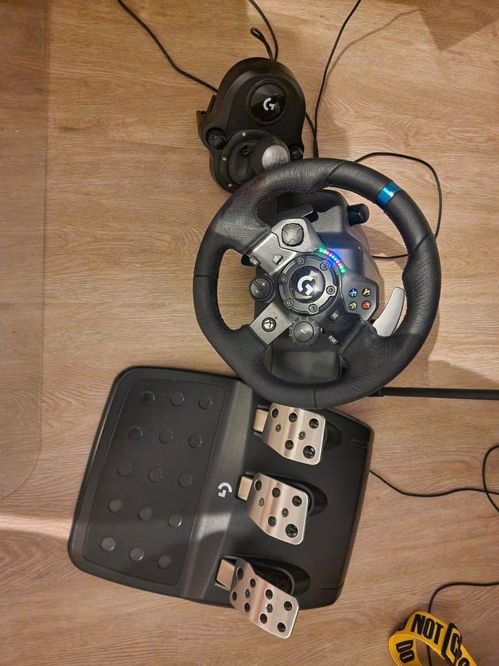 Logitech G923 Racestuur Set (PC/Xbox) + Shifter, Spelcomputers en Games, Spelcomputers | Overige, Zo goed als nieuw, Ophalen of Verzenden