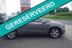 Mercedes-Benz GLA-klasse 180 Premium Plus / Stoelverwarming, Euro 6, 4 cilinders, Leder en Stof, 122 pk