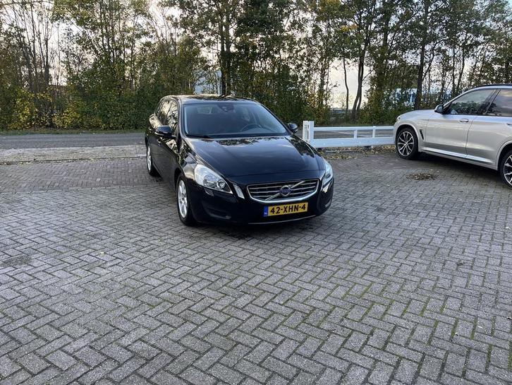 Volvo V60 1.6 T3 CRUISE AIRCO PDC (bj 2012, automaat), Auto's, Volvo, Bedrijf, Te koop, V60, ABS, Airbags, Airconditioning, Alarm