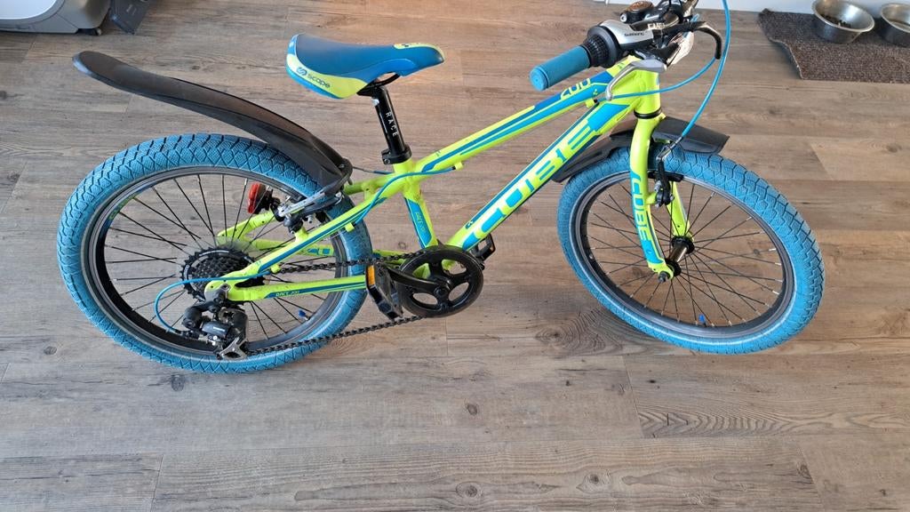 Cube 20 inch, Ophalen, Gebruikt, Aluminium