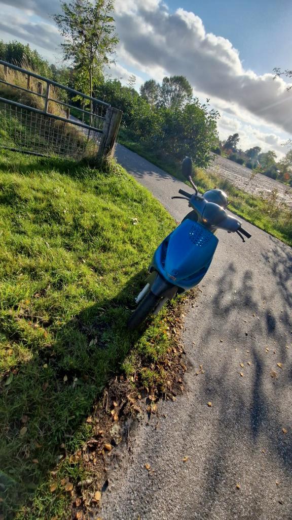 Piaggio zip 2t 70cc, Fietsen en Brommers, Brommeronderdelen | Scooters, Gebruikt, Overige merken, Kap, Ophalen of Verzenden