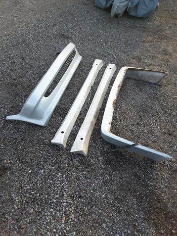Originele Zender bumperset voor Mercedes benz w123. beschikbaar voor biedingen