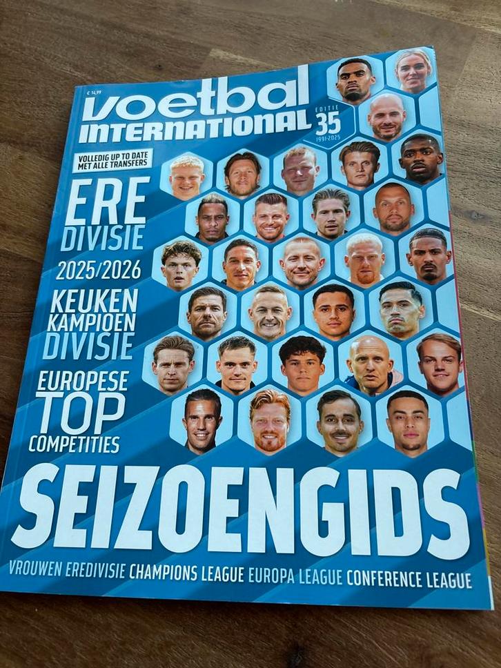 Voetbal International Seizoengids 2025/2026, Boeken, Tijdschriften en Kranten, Zo goed als nieuw, Sport en Vrije tijd, Ophalen of Verzenden