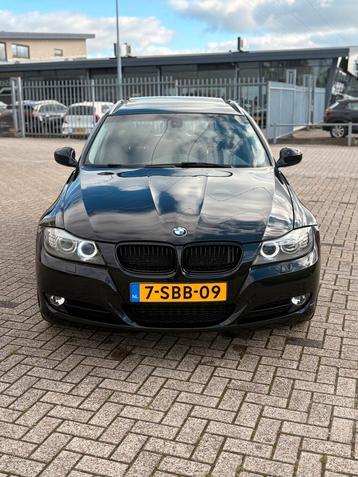 BMW 3-Serie 320d 184pk Aut. 2010 Zwart beschikbaar voor biedingen