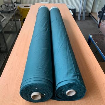 Donker turquoise stof 100% katoen 160 cm*200m/lineair beschikbaar voor biedingen