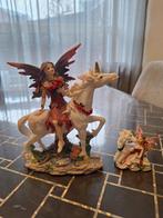 Twee mooie beeldjes: Fee op eenhoorn en fee met eenhoorn, Antiek en Kunst, Ophalen of Verzenden