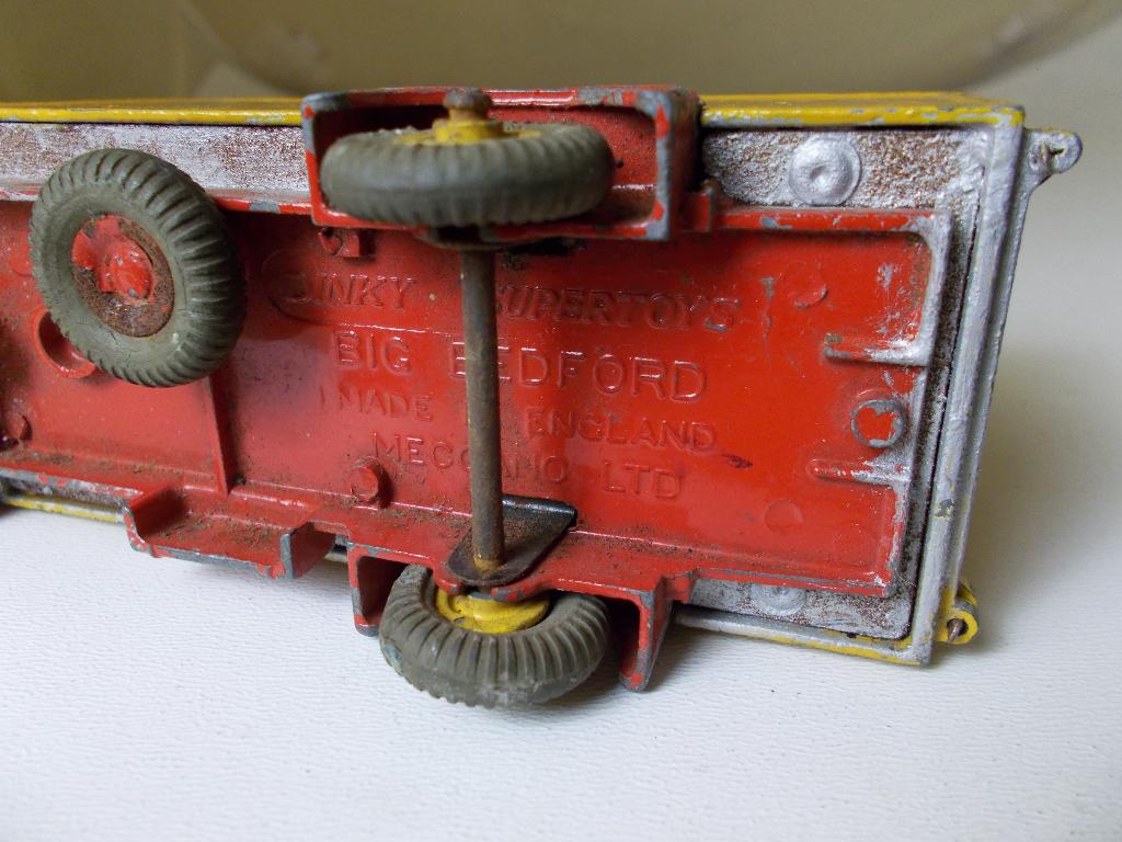 1955 Dinky SuperToys 923 BIG BEDFORD "HEINZ" (Repainted.), Hobby en Vrije tijd, Modelauto's | 1:43, Ophalen of Verzenden, Gebruikt