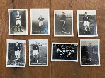 Voetbalplaatjes 1933/1934 oa Vitesse & voorloper FC Twente beschikbaar voor biedingen