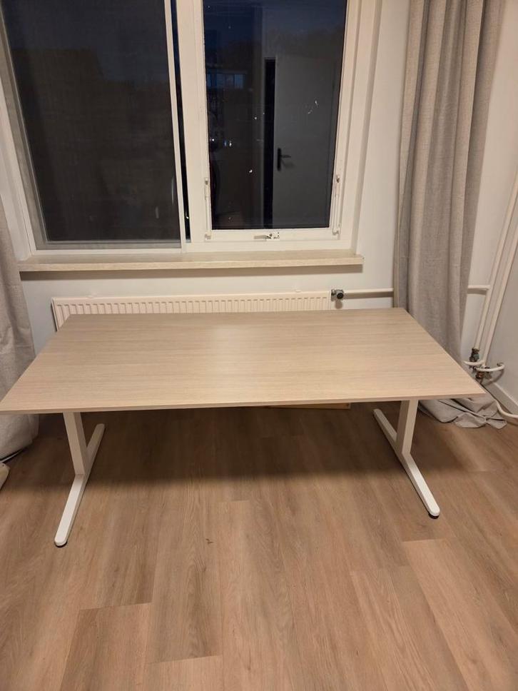 Ahrend Bureau - 160x80 cm, Huis en Inrichting, Bureaus, Zo goed als nieuw, Bureau, Ophalen of Verzenden