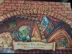 Harry Potter Mysterie van Zweinstein Bordspel, Vijf spelers of meer, Ophalen of Verzenden, Zo goed als nieuw, Parker