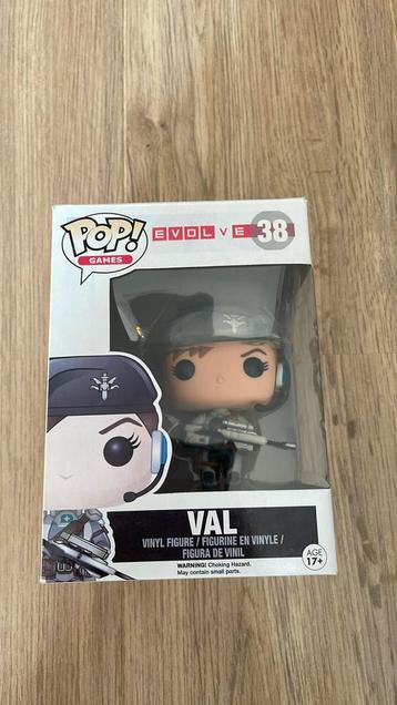 FUNKO POP! Val, evolve. Nr 38 beschikbaar voor biedingen