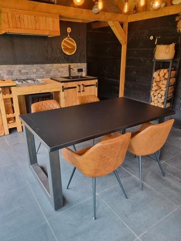 Bureau tafel 180x100 mat zwart met blanke stalen u poten! beschikbaar voor biedingen