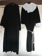 2 pakken, Pater en Nonnenpak ( non ) heren en dames l / xl, Ophalen of Verzenden, Zo goed als nieuw, Maat 46/48 (XL) of groter