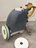 Numatic Schrobzuigmachine TT4045.G, Ophalen