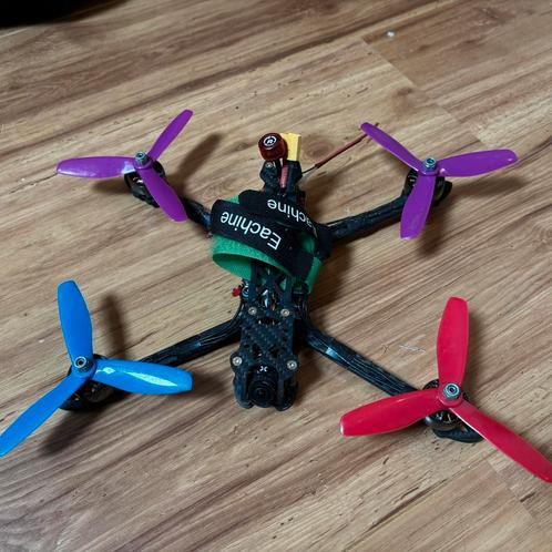 FPV Drone Rush Tank Betaflight 1700kv FR SKY Carbon Frame, Hobby en Vrije tijd, Modelbouw | Radiografisch | Helikopters en Quadcopters