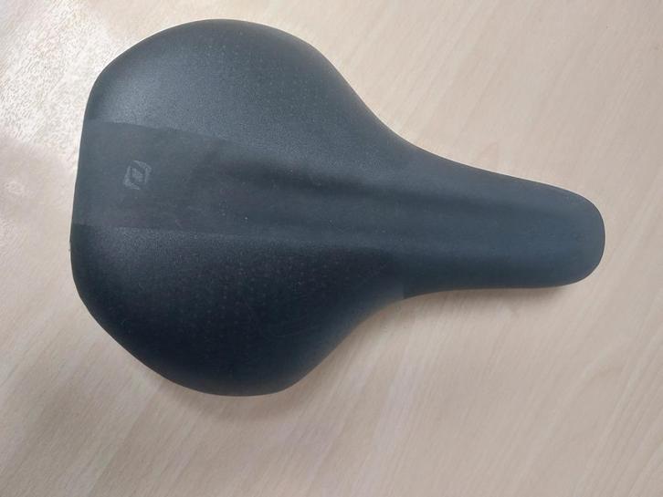 Fietszadel, Fietsen en Brommers, Fietsonderdelen, Zo goed als nieuw, Algemeen, Zadel, Ophalen of Verzenden