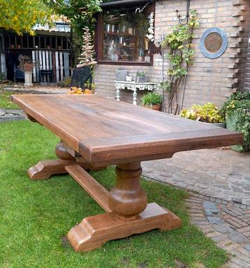Massief eiken eettafel / kloostertafel bolpoottafel. 225x92. beschikbaar voor biedingen