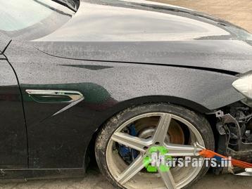 Scherm rechts-voor van een BMW 6-Serie (475) beschikbaar voor biedingen