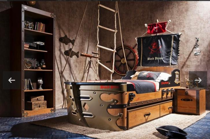 Black Pirate complete kinderkamer: luxe - piraten bed, Kinderen en Baby's, Kinderkamer | Complete kinderkamers, Zo goed als nieuw