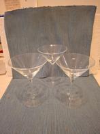 3 mooie cocktailglazen met stippen motief, Ophalen of Verzenden