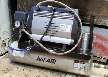 Stille olievrije compressor JUN-AIR OF302 – 8L – 230V – Pro  beschikbaar voor biedingen