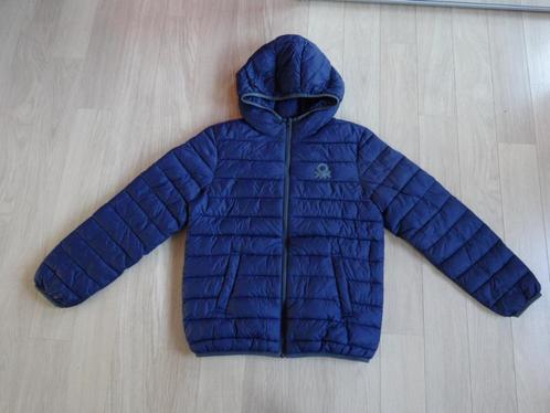 Zomerjas United Colors of Benneton mt 146-152, Kinderen en Baby's, Kinderkleding | Maat 146, Zo goed als nieuw, Jongen, Jas, Ophalen of Verzenden