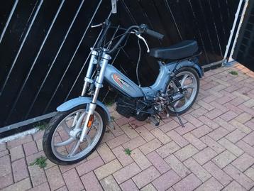 Tomos luxe met kenteken  beschikbaar voor biedingen