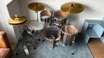 Prachtige zilverkleurige Pearl export drumstel, Muziek en Instrumenten, Ophalen, Zo goed als nieuw, Pearl