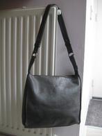 FRED DE LA BRETONIERE leer grijs als nieuw, Ophalen of Verzenden, Zo goed als nieuw, Grijs, Schoudertasje