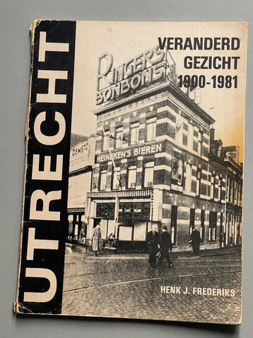 Utrecht Veranderd Gezicht 1900-1981 / uitgave 1982 beschikbaar voor biedingen