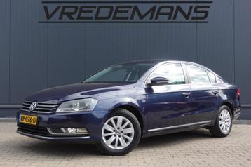 Volkswagen Passat 1.6 TDI Highline BlueMotion LEDER/NAVI beschikbaar voor biedingen