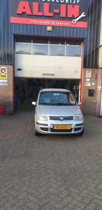 Fiat Panda 1.2 44KW 60PK 2009 Grijs, Voorwielaandrijving, 1242 cc, Origineel Nederlands, Bedrijf