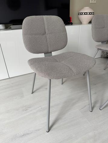 4 eetkamerstoelen teddy grijs beschikbaar voor biedingen