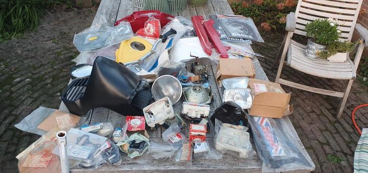 Partij Honda MT MB etc Sparta Puch batavus NOS motor etc, Fietsen en Brommers, Brommeronderdelen | Oldtimers, Nieuw, Overige merken
