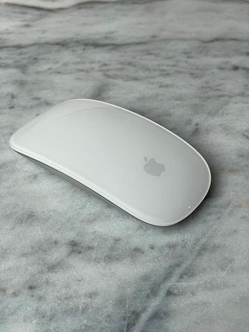 Apple Magic Mouse - nieuw - (A1657) beschikbaar voor biedingen