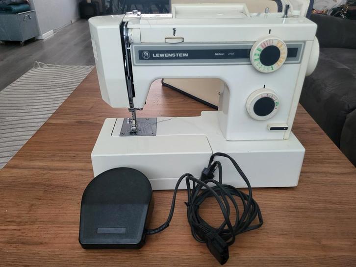 Nette Lewenstein Melson 3114 naaimachine voor 70 €, Hobby en Vrije tijd, Naaimachines en Toebehoren, Gebruikt, Naaimachine, Overige merken