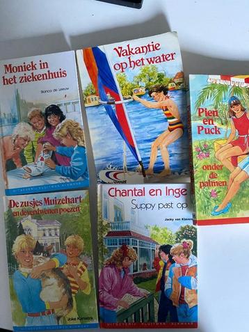 Tienerboeken  beschikbaar voor biedingen