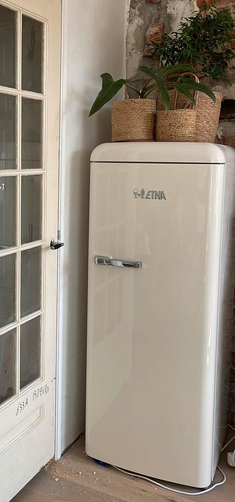 ETNA Retro Koelkast in SMEG stijl als nieuw, werkt perfect!, Witgoed en Apparatuur, Koelkasten en IJskasten, Zo goed als nieuw