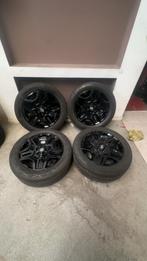 Hyundai 19” velgen hoogglans zwart met Continental 235/55R19, Gebruikt, Banden en Velgen, 235 mm, Personenwagen