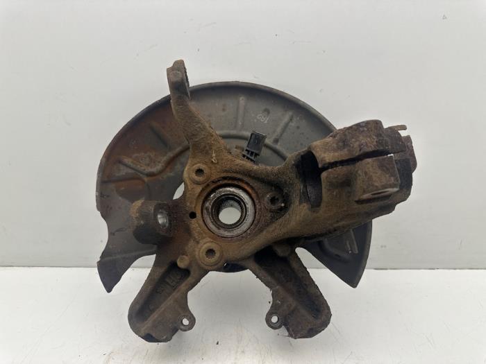 Fusee houder links-voor van een Volkswagen Golf Plus, Gebruikt, -, Volkswagen, -