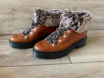 Nieuwe gave cognac leren shabbies (Maat 39) beschikbaar voor biedingen