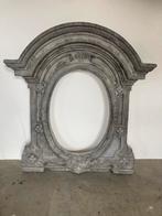 GRATIS Oeil de boeuf, raam, lijst , beton, zwaar. Ophalen, Antiek en Kunst, Ophalen, Ovaal, 50 tot 100 cm, 100 tot 150 cm