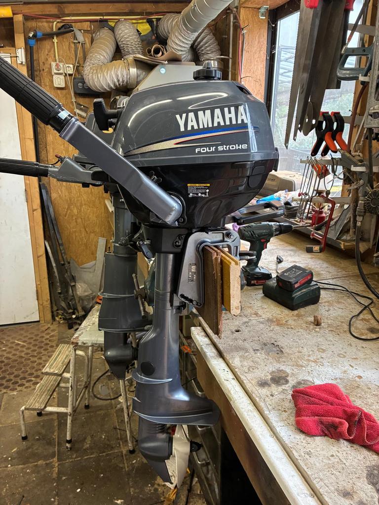 Buitenboordmotor Yamaha en Suzuki, Ophalen, Gebruikt, Minder dan 5 pk, Buitenboordmotor