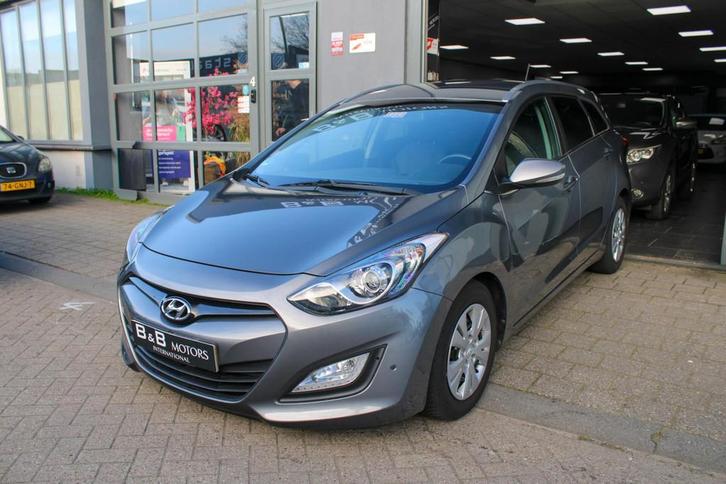 Hyundai i30 Wagon 1.6 GDI i-Vision|CAM|CRUISE|NAVI|DEALER OH, Auto's, Hyundai, Bedrijf, Te koop, i30, ABS, Achteruitrijcamera