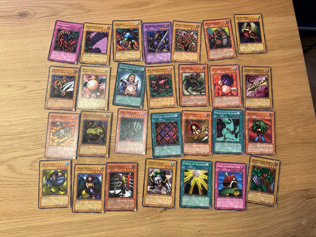 28 Yu-Gi-Oh! 1st Edition Common Kaarten, Hobby en Vrije tijd, Verzamelkaartspellen | Yu-gi-Oh!, Ophalen of Verzenden, Gebruikt