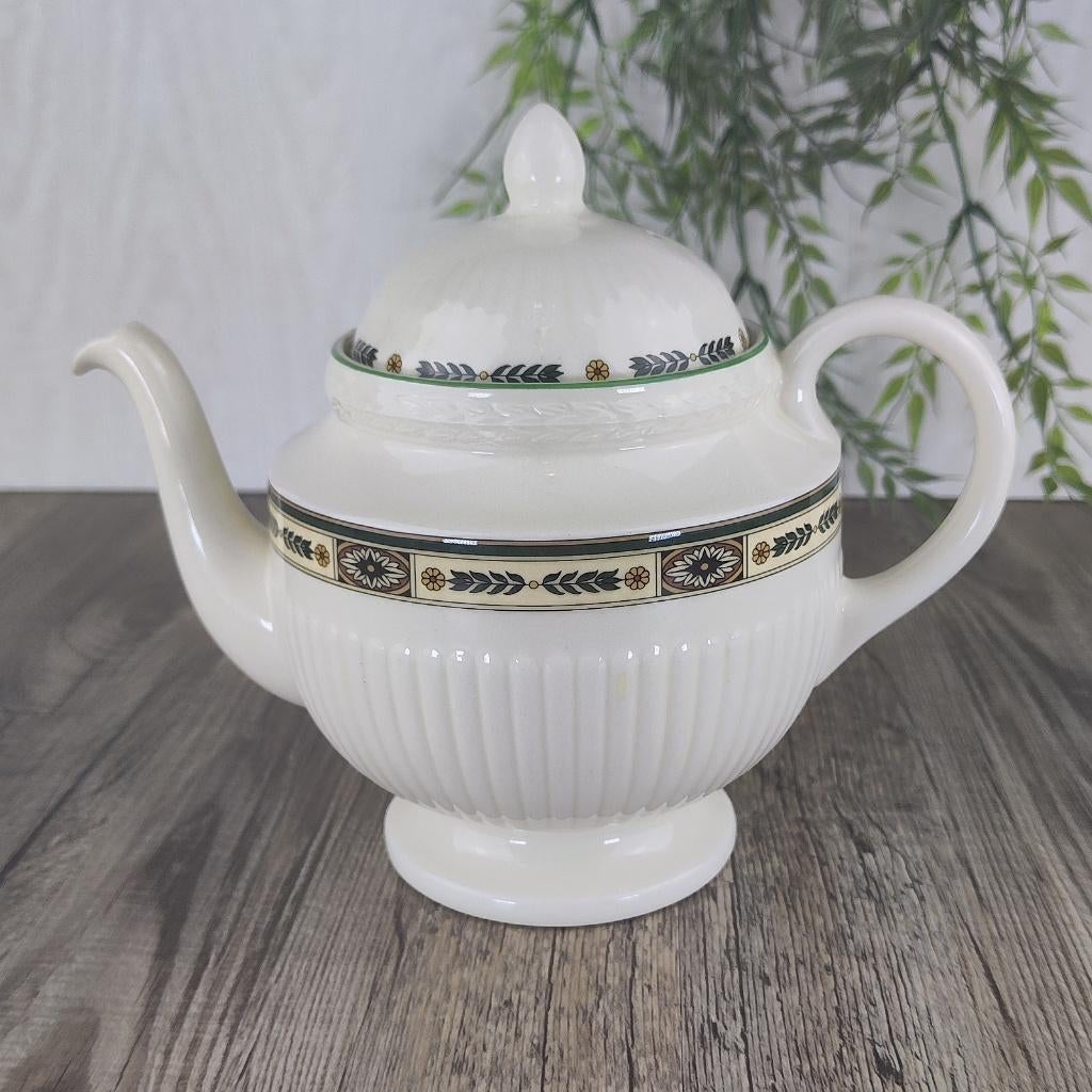 Wedgwood Carlton Theepot, Antiek en Kunst, Antiek | Servies los, Ophalen of Verzenden