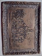 antieke koperen latoen wandplaat van stadhuis Apeldoorn, Ophalen, Koper